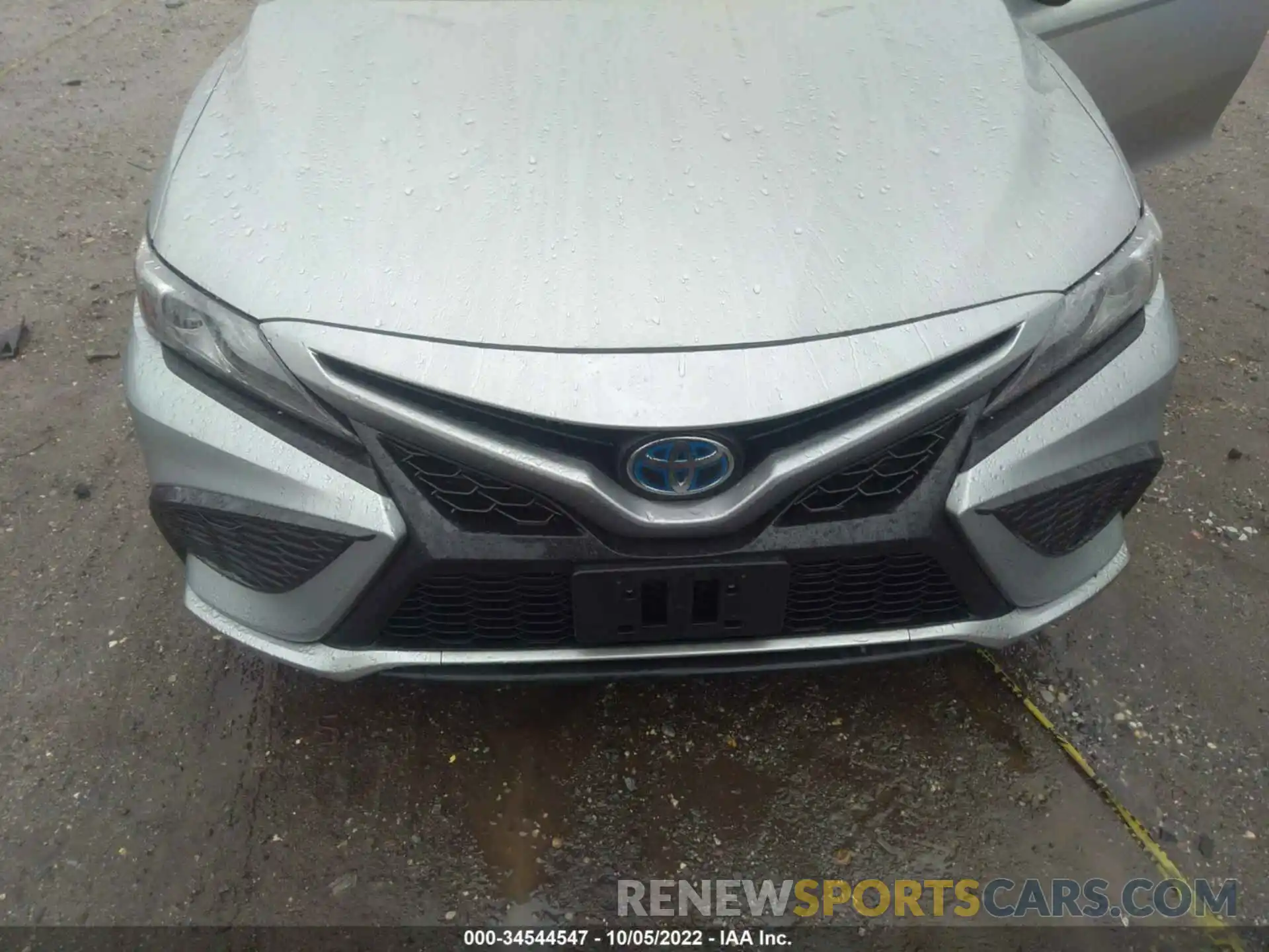 6 Photograph of a damaged car 4T1K31AK2MU020198 TOYOTA CAMRY 2021