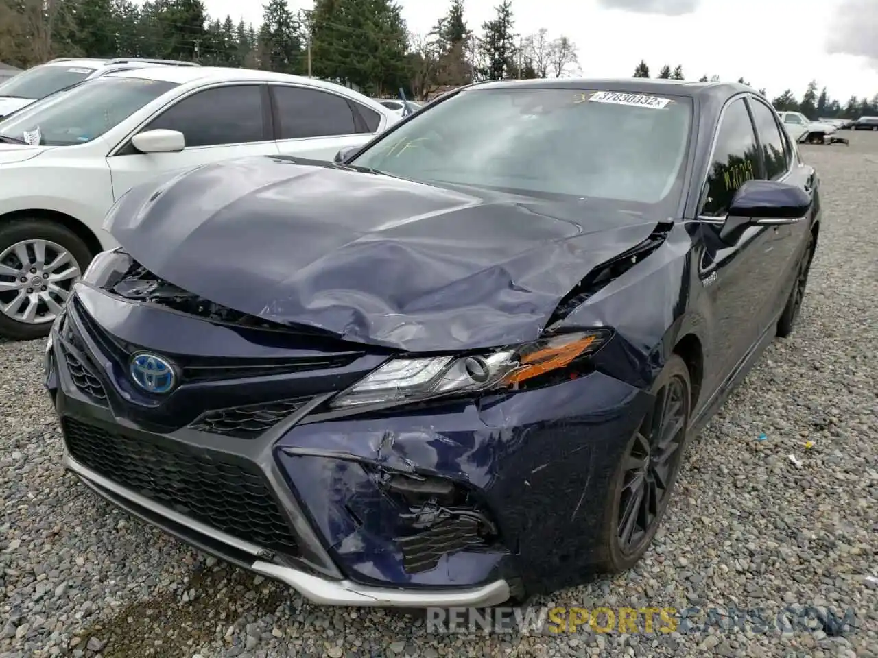 2 Photograph of a damaged car 4T1K31AK2MU561137 TOYOTA CAMRY 2021