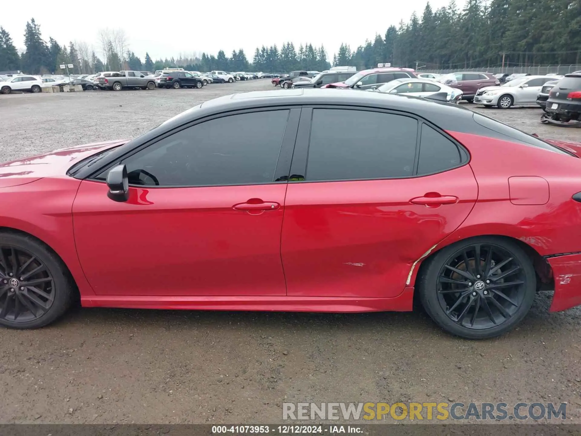 15 Photograph of a damaged car 4T1K31AK4MU020705 TOYOTA CAMRY 2021