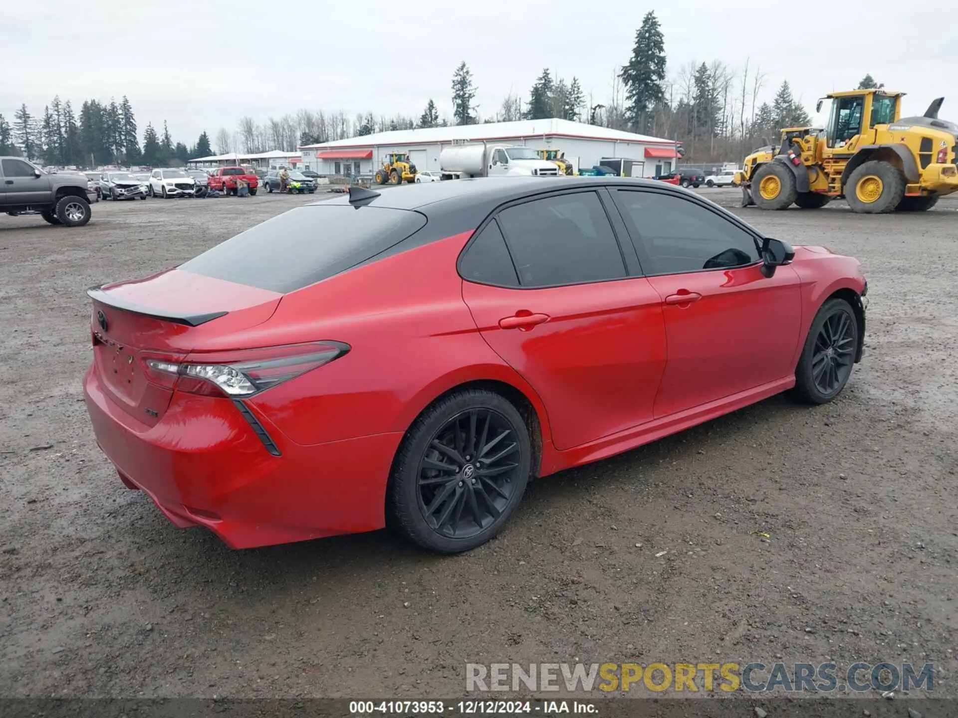 4 Photograph of a damaged car 4T1K31AK4MU020705 TOYOTA CAMRY 2021