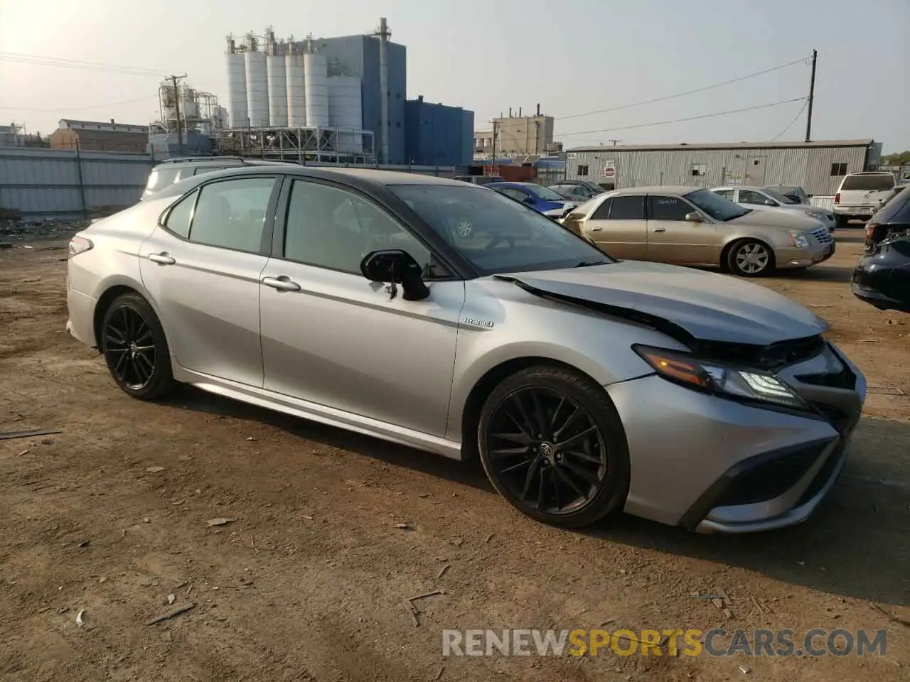 4 Photograph of a damaged car 4T1K31AK4MU022146 TOYOTA CAMRY 2021