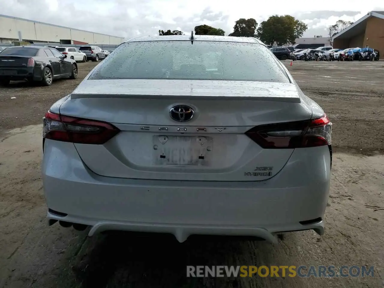 6 Photograph of a damaged car 4T1K31AK4MU022485 TOYOTA CAMRY 2021