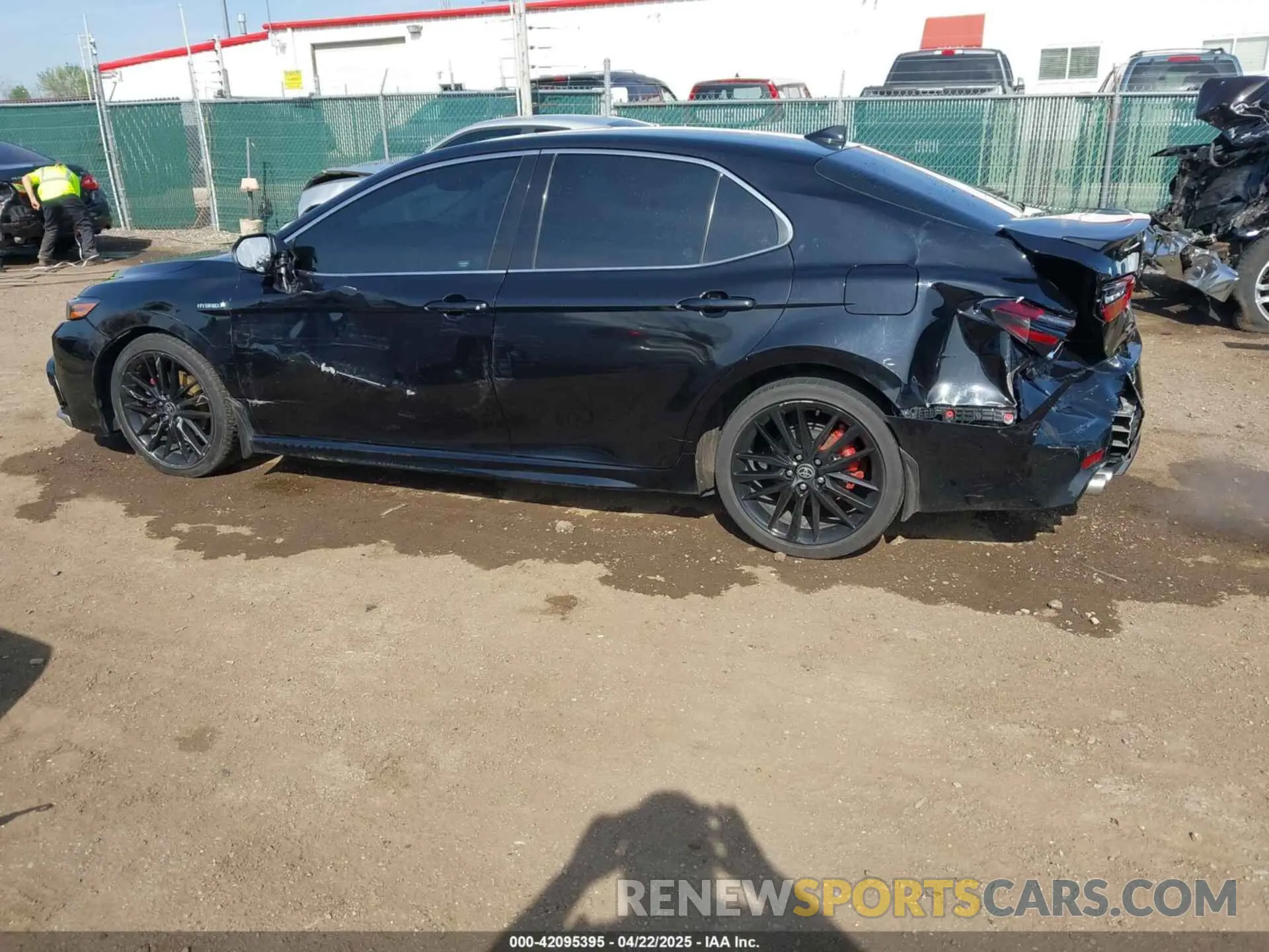 6 Photograph of a damaged car 4T1K31AK5MU024696 TOYOTA CAMRY 2021