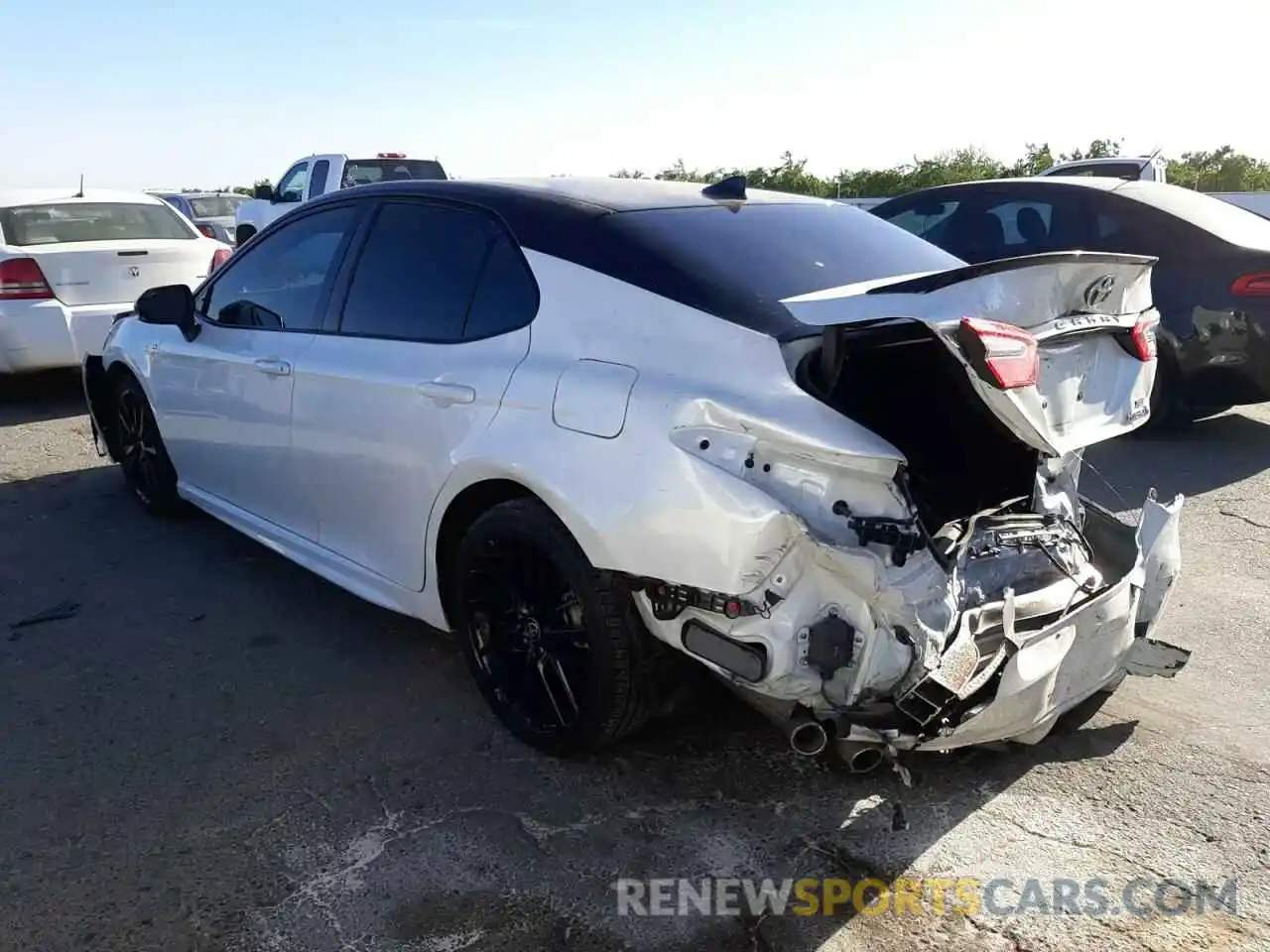 3 Photograph of a damaged car 4T1K31AK5MU027291 TOYOTA CAMRY 2021