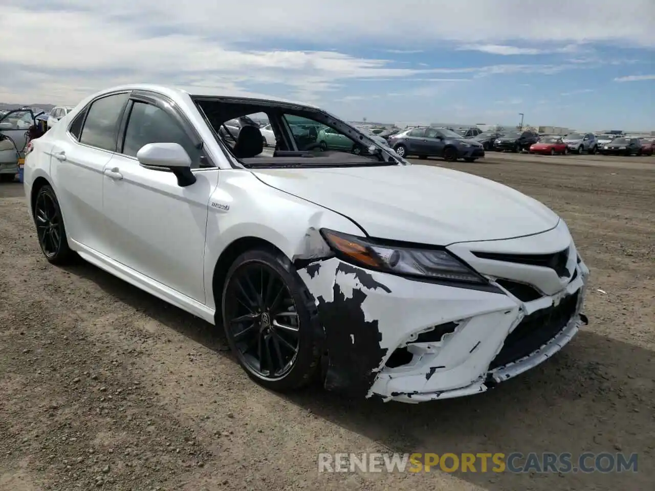 1 Photograph of a damaged car 4T1K31AK6MU023122 TOYOTA CAMRY 2021