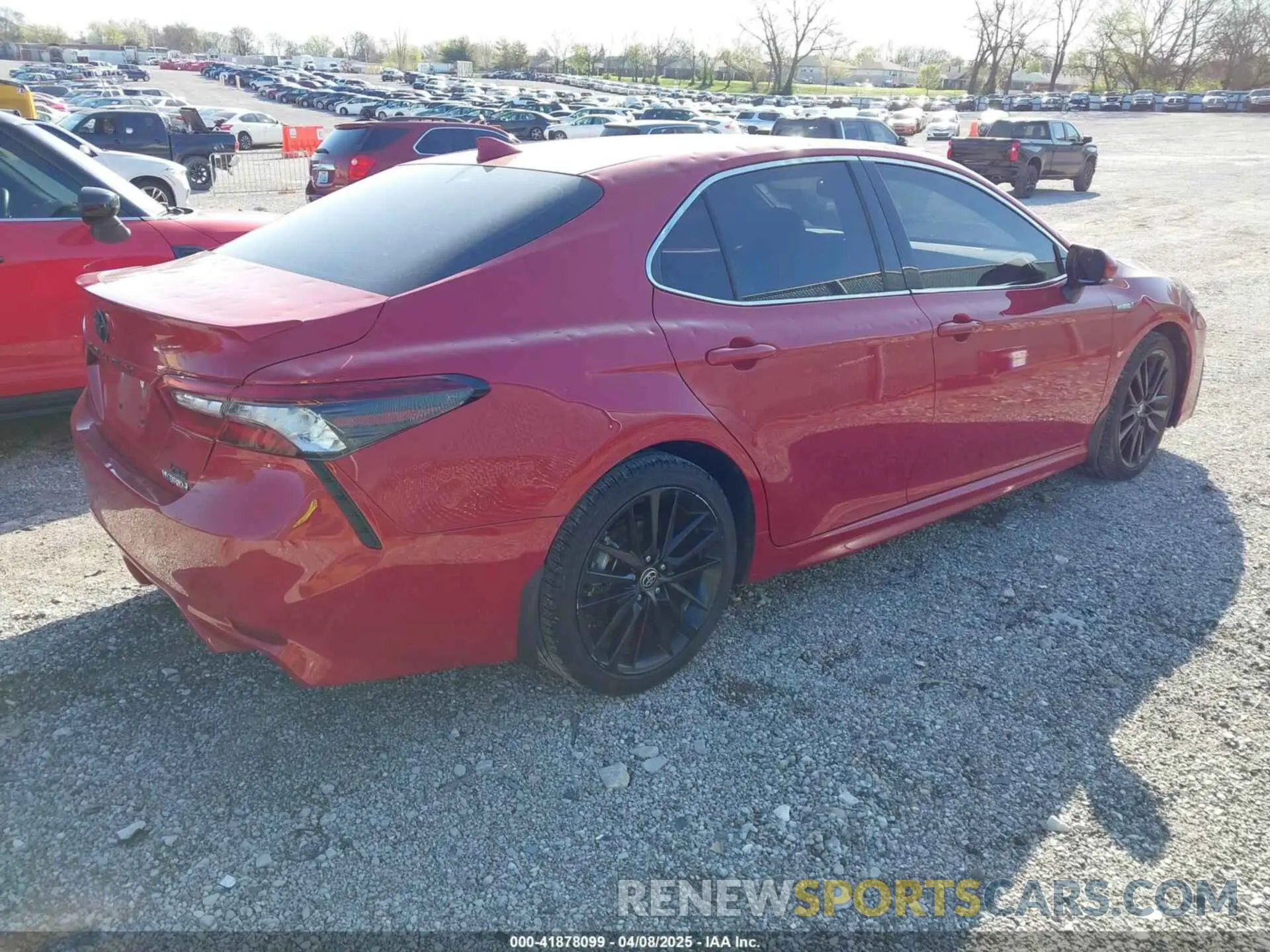 4 Photograph of a damaged car 4T1K31AK6MU030152 TOYOTA CAMRY 2021