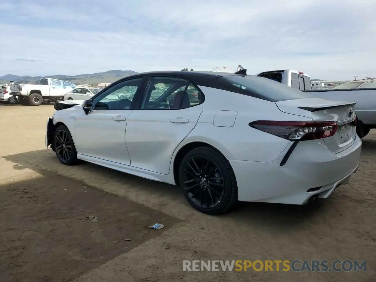 2 Photograph of a damaged car 4T1K31AK6MU030488 TOYOTA CAMRY 2021