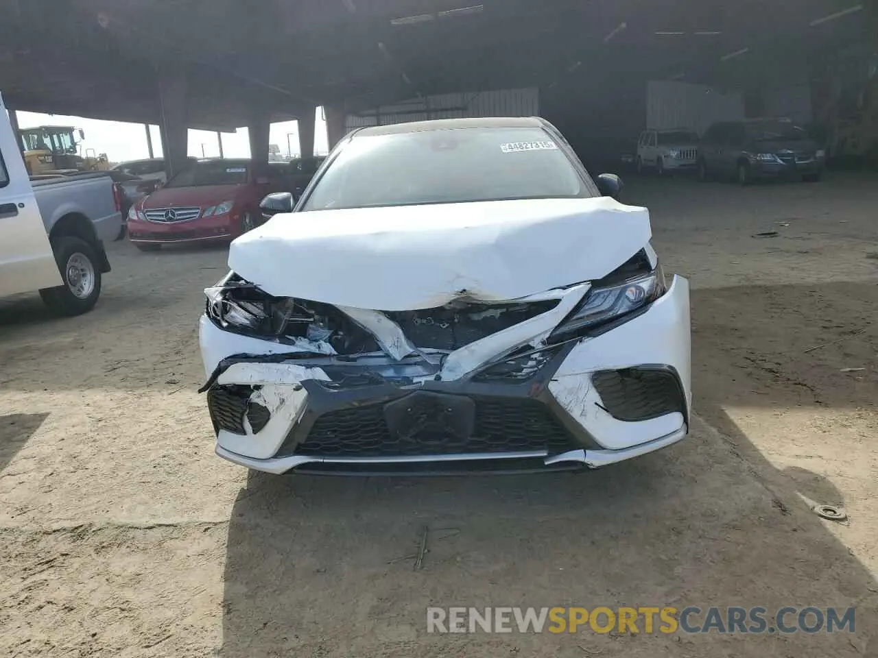 5 Photograph of a damaged car 4T1K31AK6MU030488 TOYOTA CAMRY 2021