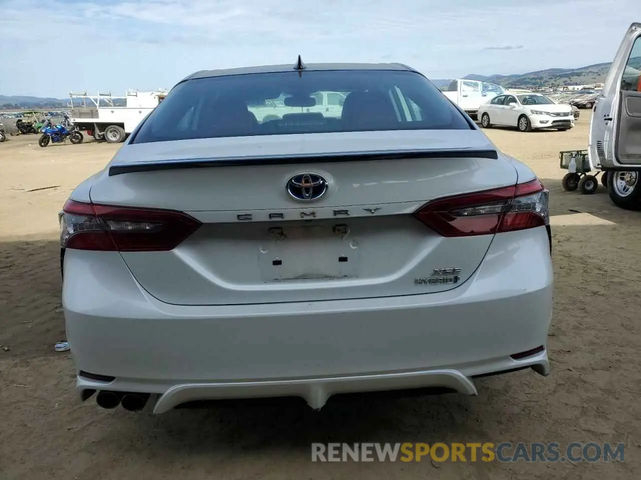 6 Photograph of a damaged car 4T1K31AK6MU030488 TOYOTA CAMRY 2021