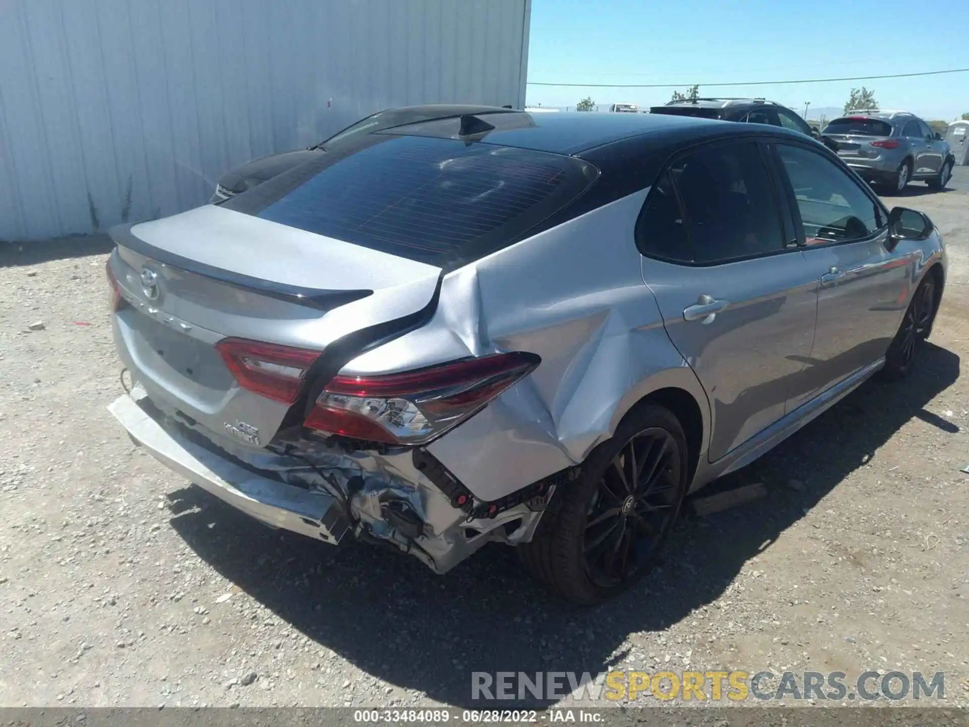 4 Photograph of a damaged car 4T1K31AK6MU031074 TOYOTA CAMRY 2021