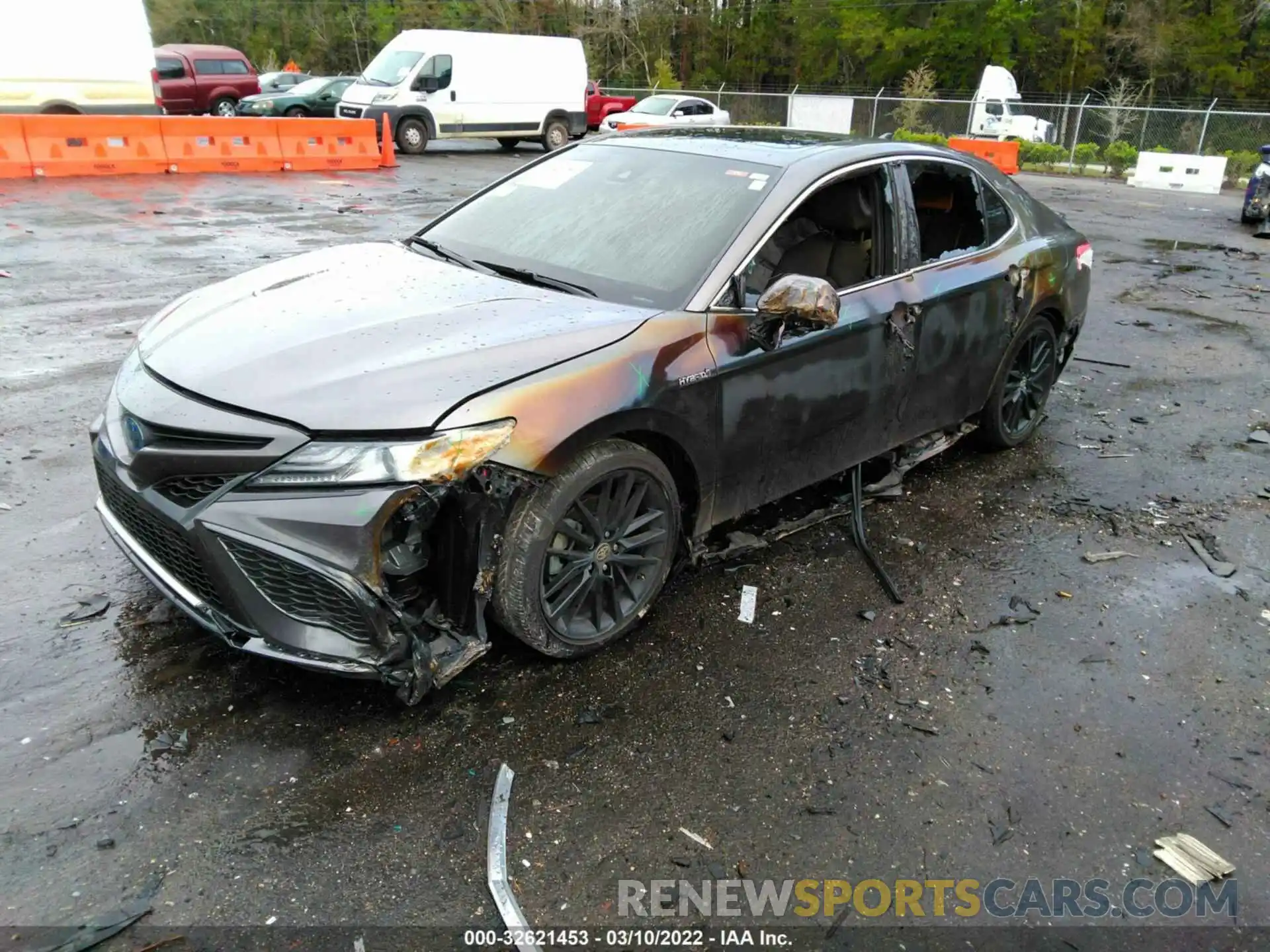 2 Photograph of a damaged car 4T1K31AK7MU023842 TOYOTA CAMRY 2021