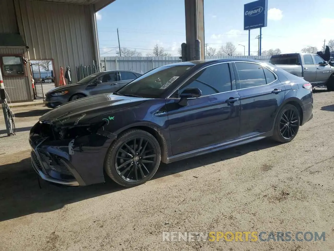 1 Photograph of a damaged car 4T1K31AK7MU555995 TOYOTA CAMRY 2021