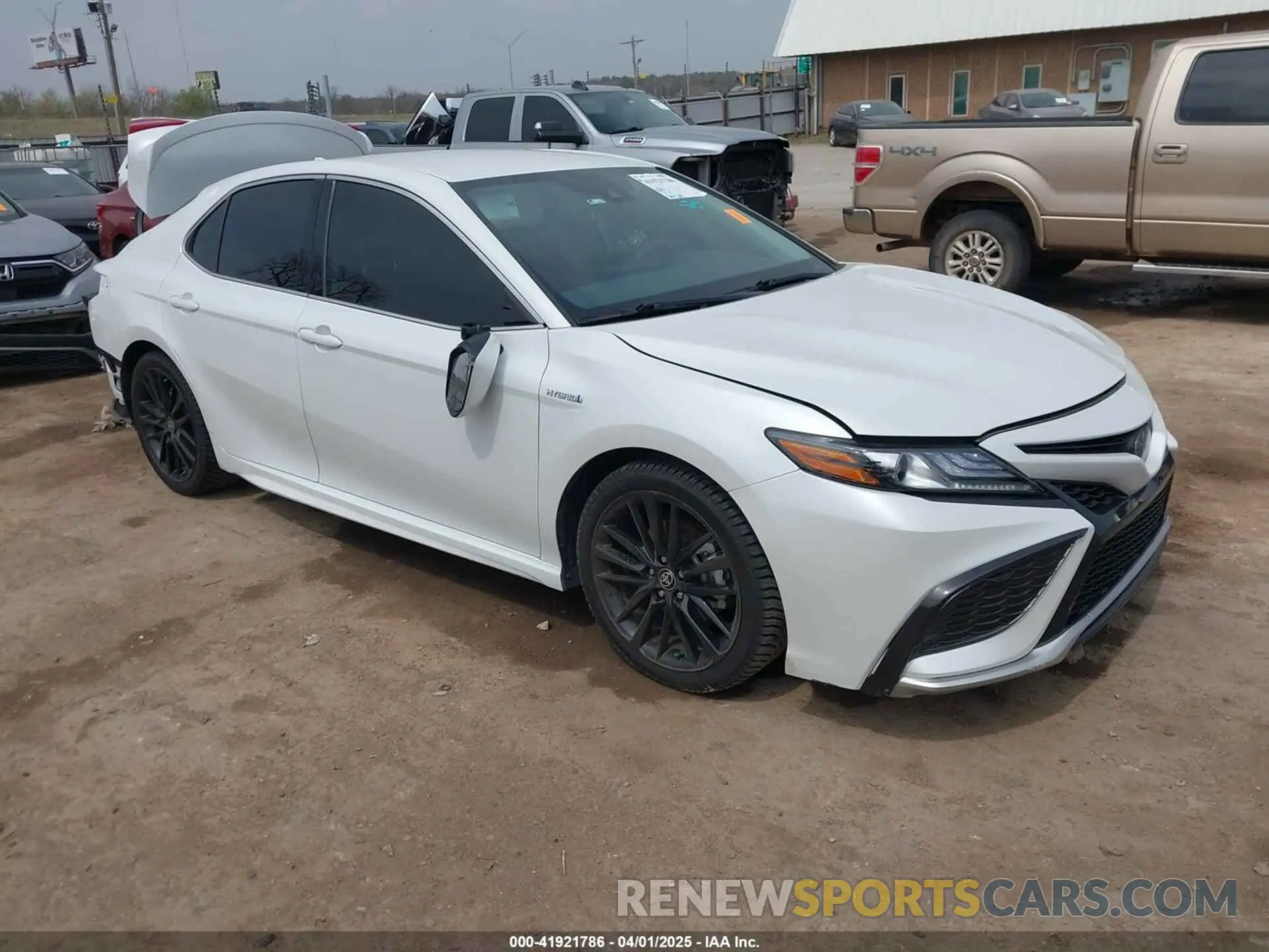 1 Photograph of a damaged car 4T1K31AK7MU568679 TOYOTA CAMRY 2021