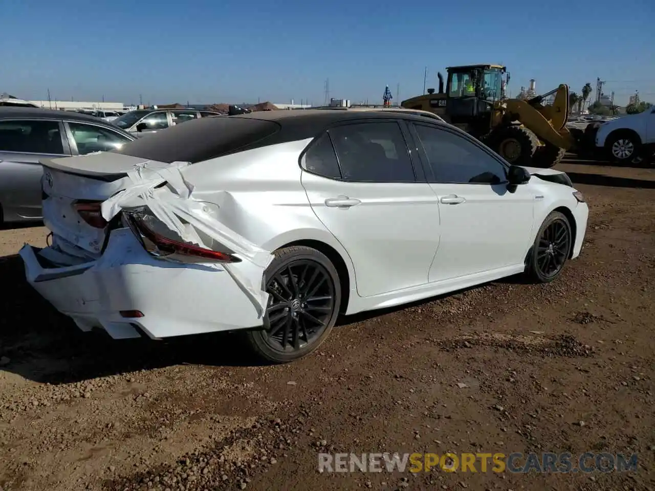 3 Photograph of a damaged car 4T1K31AK9MU020800 TOYOTA CAMRY 2021