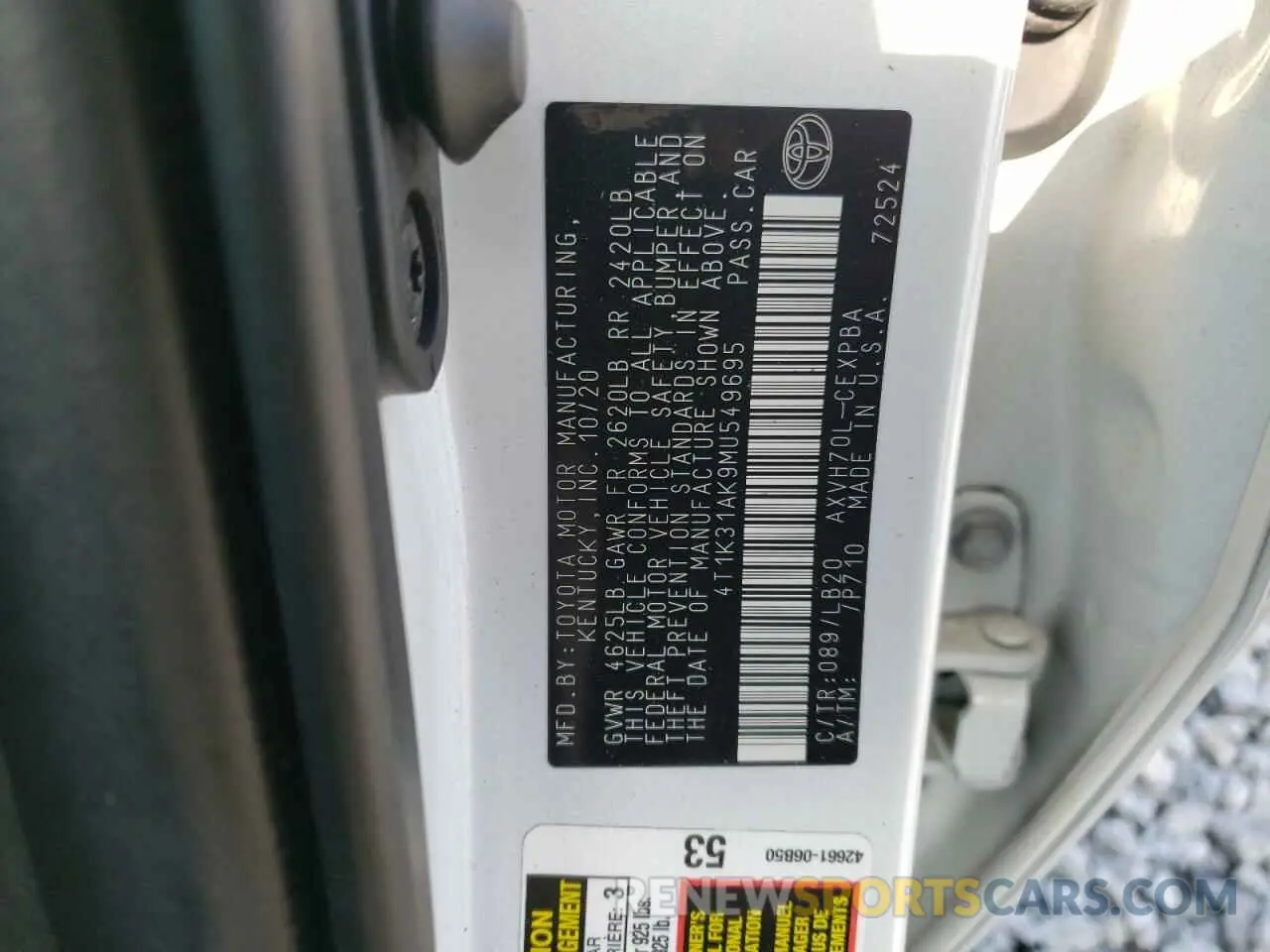 12 Photograph of a damaged car 4T1K31AK9MU549695 TOYOTA CAMRY 2021