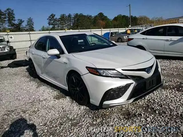13 Photograph of a damaged car 4T1K31AK9MU549695 TOYOTA CAMRY 2021