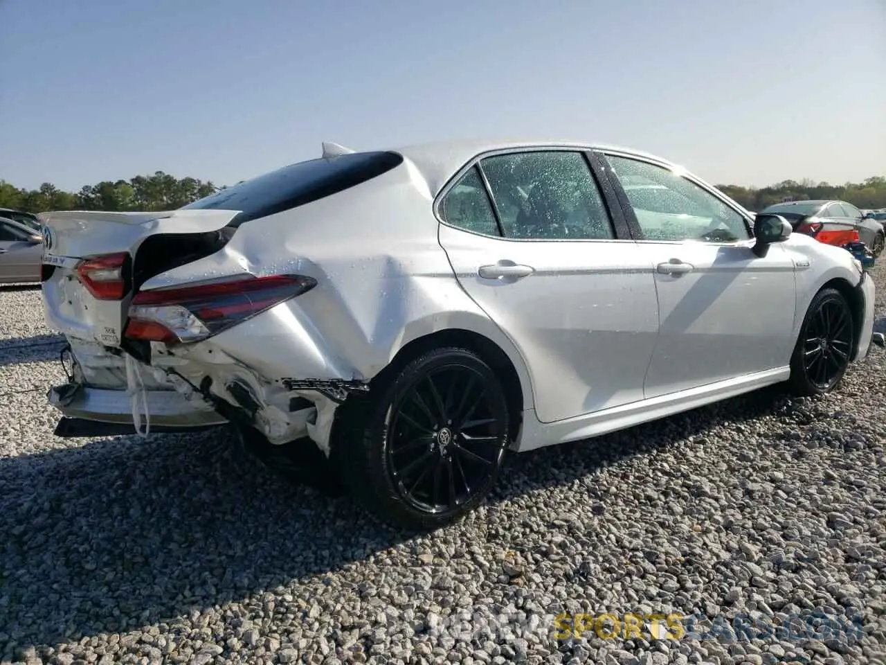 3 Photograph of a damaged car 4T1K31AK9MU549695 TOYOTA CAMRY 2021