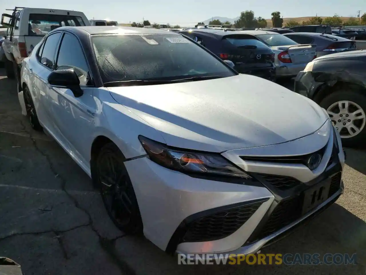 1 Photograph of a damaged car 4T1K31AKXMU022099 TOYOTA CAMRY 2021