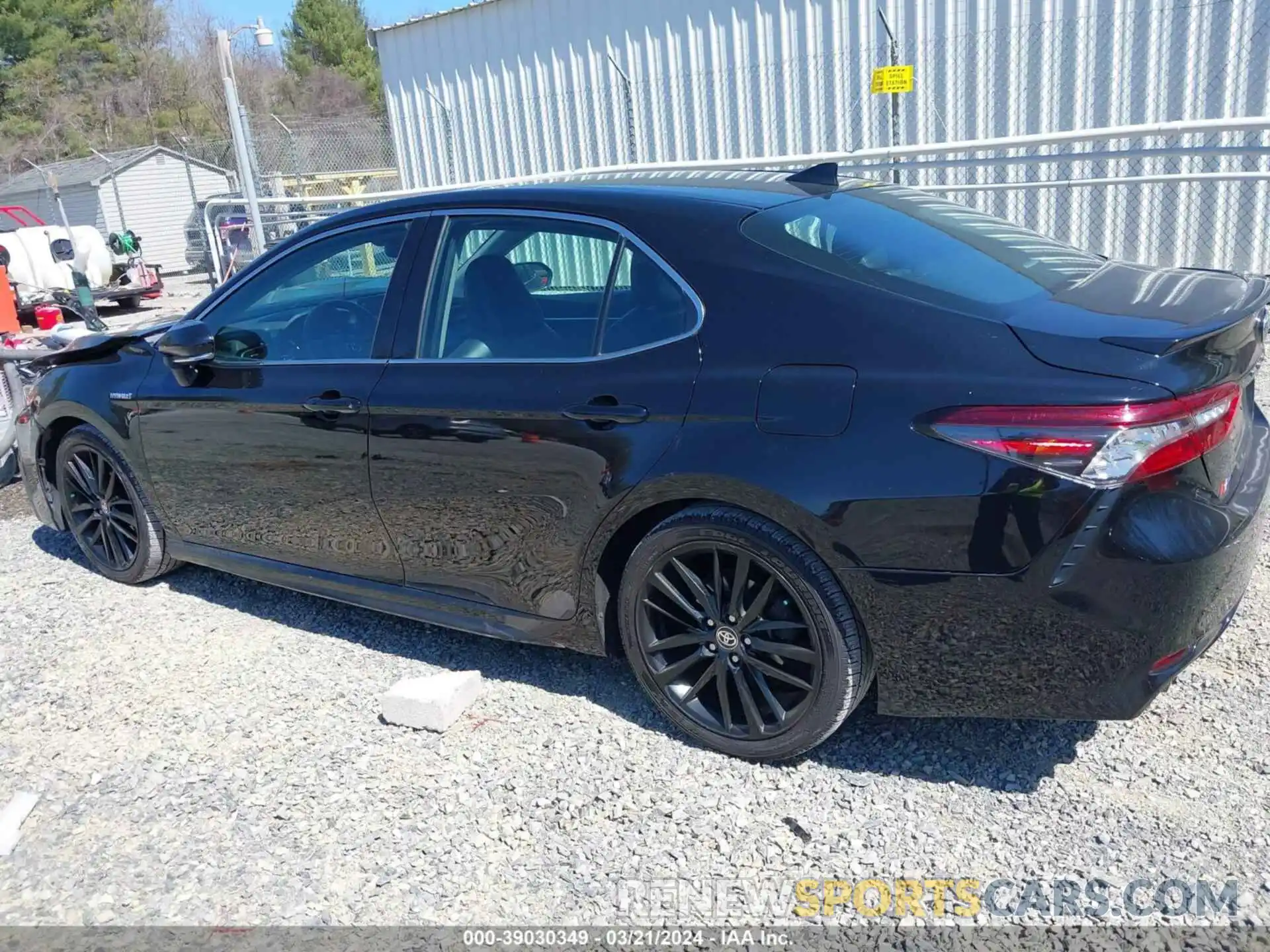 3 Photograph of a damaged car 4T1K31AKXMU024306 TOYOTA CAMRY 2021