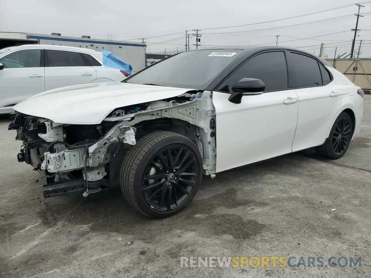 1 Photograph of a damaged car 4T1K31AKXMU031353 TOYOTA CAMRY 2021