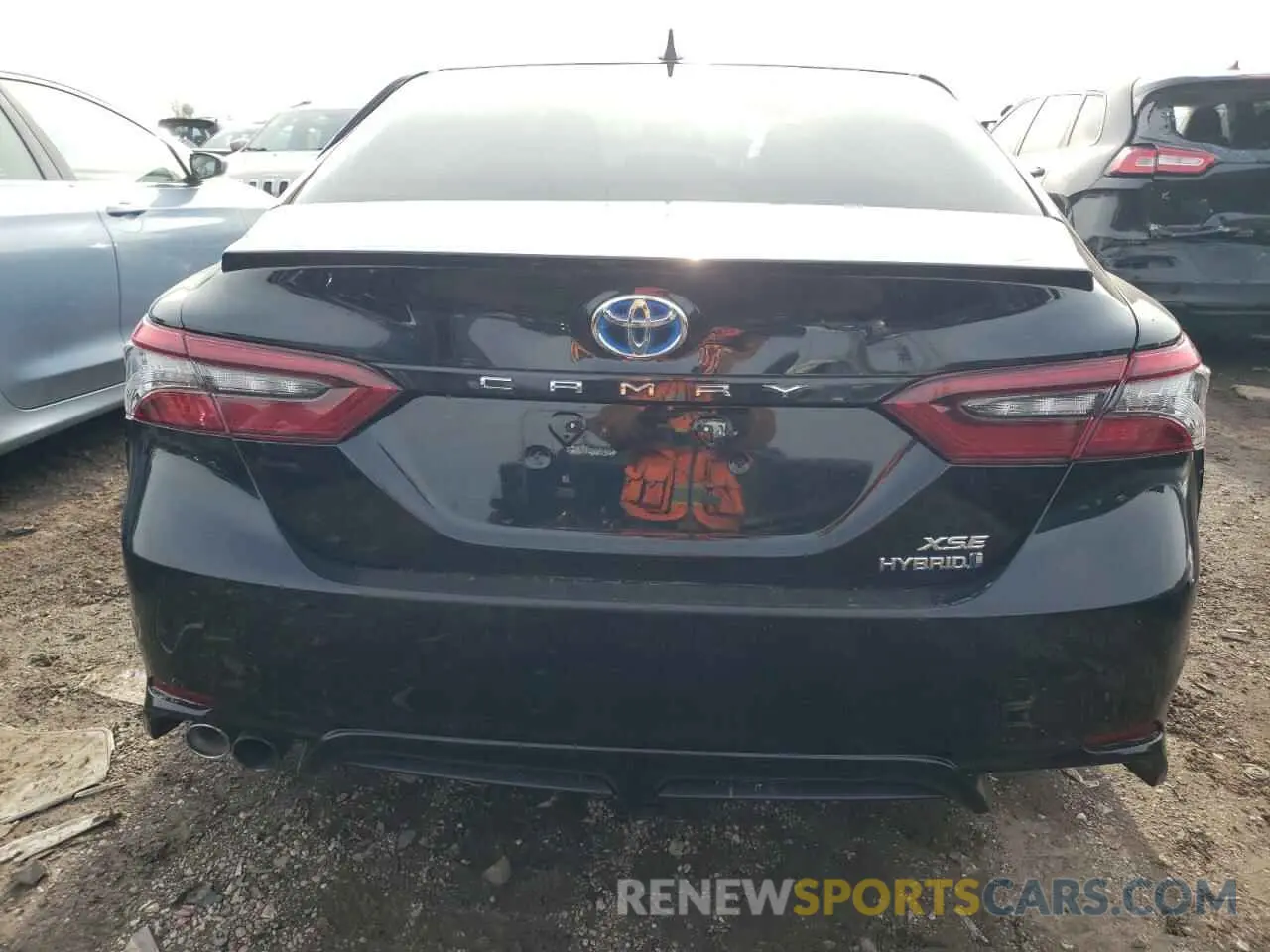 6 Photograph of a damaged car 4T1K31AKXMU550354 TOYOTA CAMRY 2021