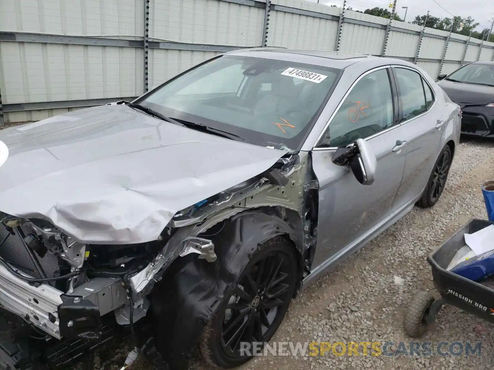 2 Photograph of a damaged car 4T1K31AKXMU558485 TOYOTA CAMRY 2021