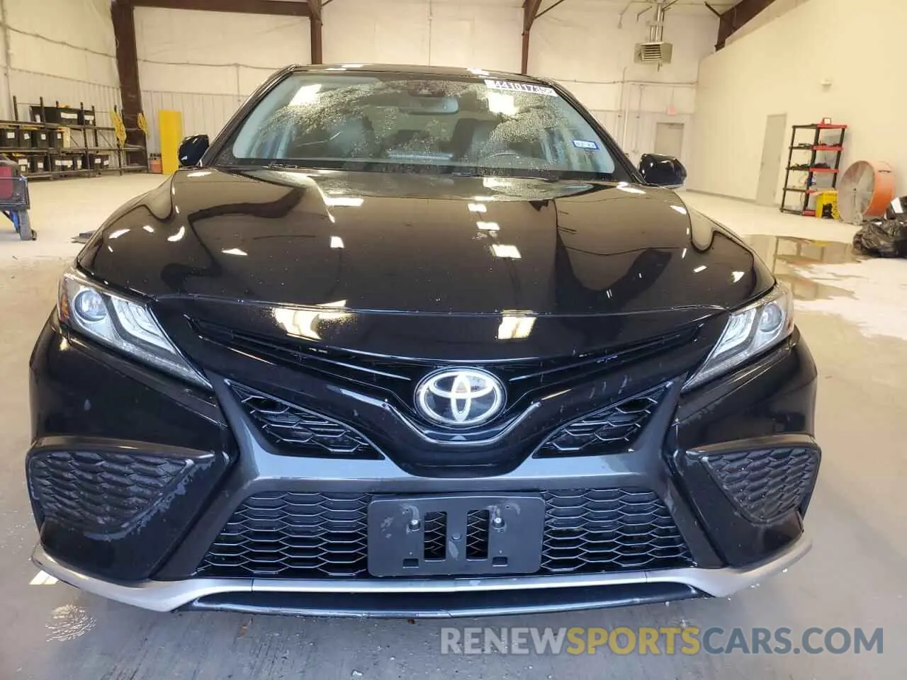 5 Photograph of a damaged car 4T1K61AK0MU408666 TOYOTA CAMRY 2021