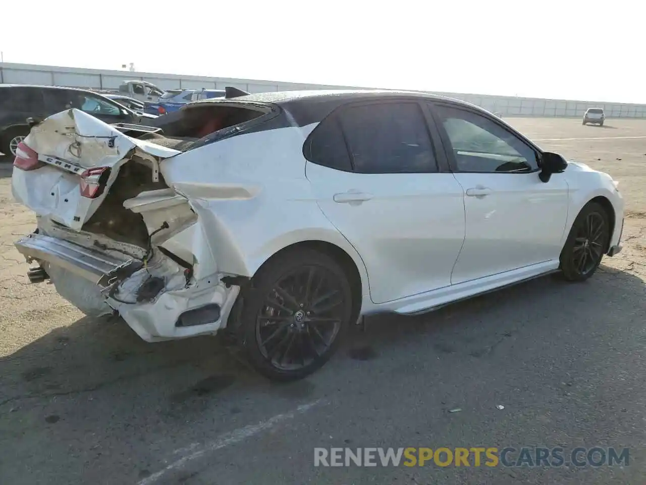 3 Photograph of a damaged car 4T1K61AK0MU451677 TOYOTA CAMRY 2021