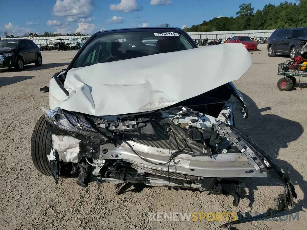 5 Photograph of a damaged car 4T1K61AK0MU465403 TOYOTA CAMRY 2021