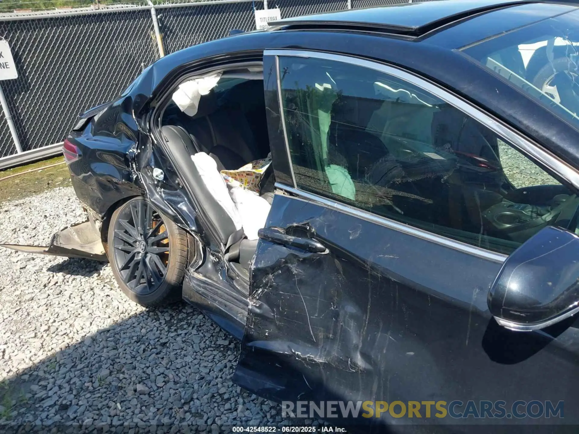 6 Photograph of a damaged car 4T1K61AK0MU491371 TOYOTA CAMRY 2021
