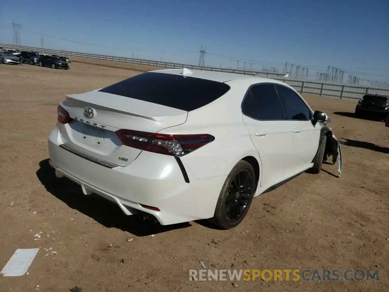 4 Photograph of a damaged car 4T1K61AK0MU535434 TOYOTA CAMRY 2021