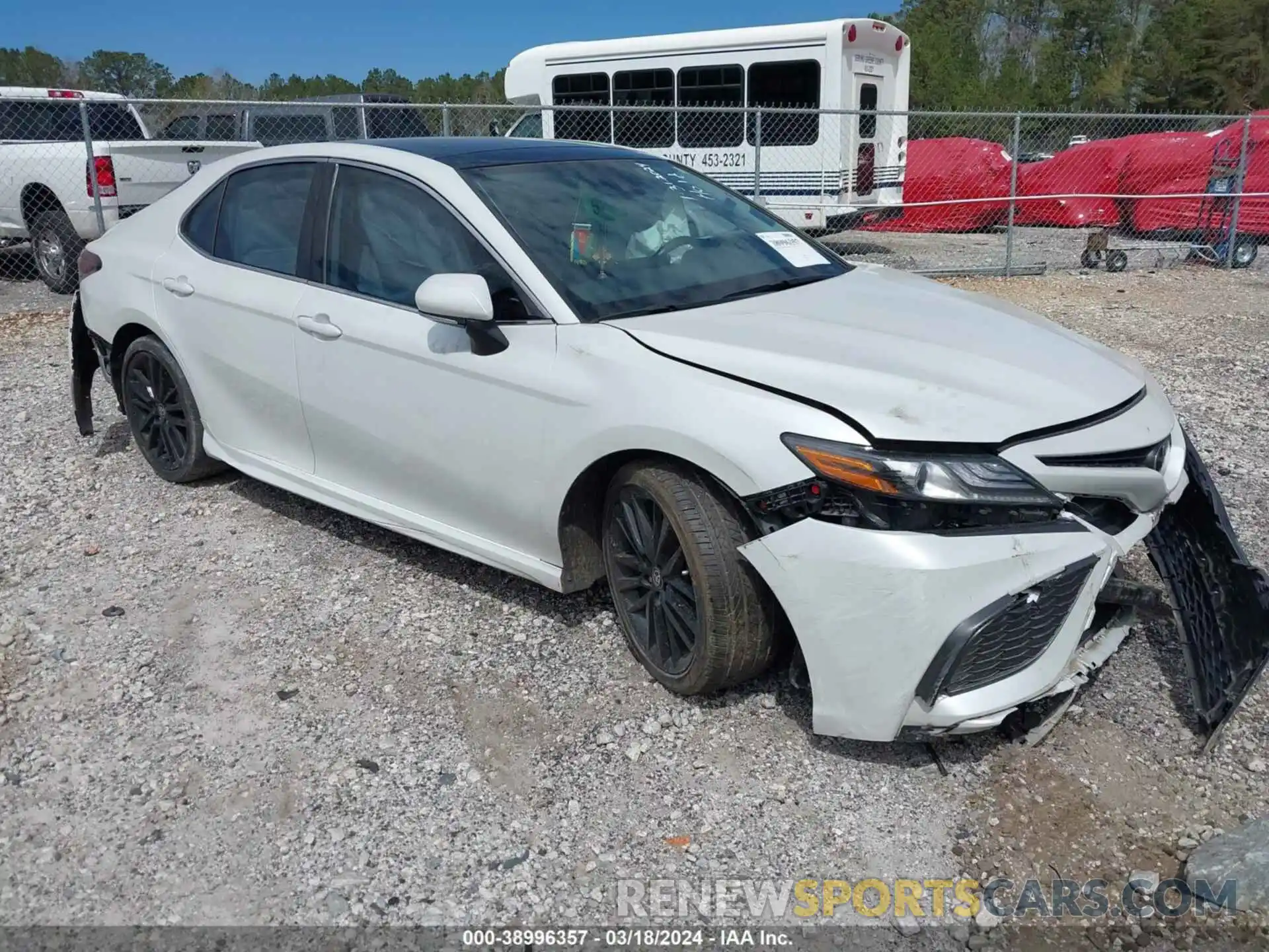 1 Photograph of a damaged car 4T1K61AK0MU535658 TOYOTA CAMRY 2021