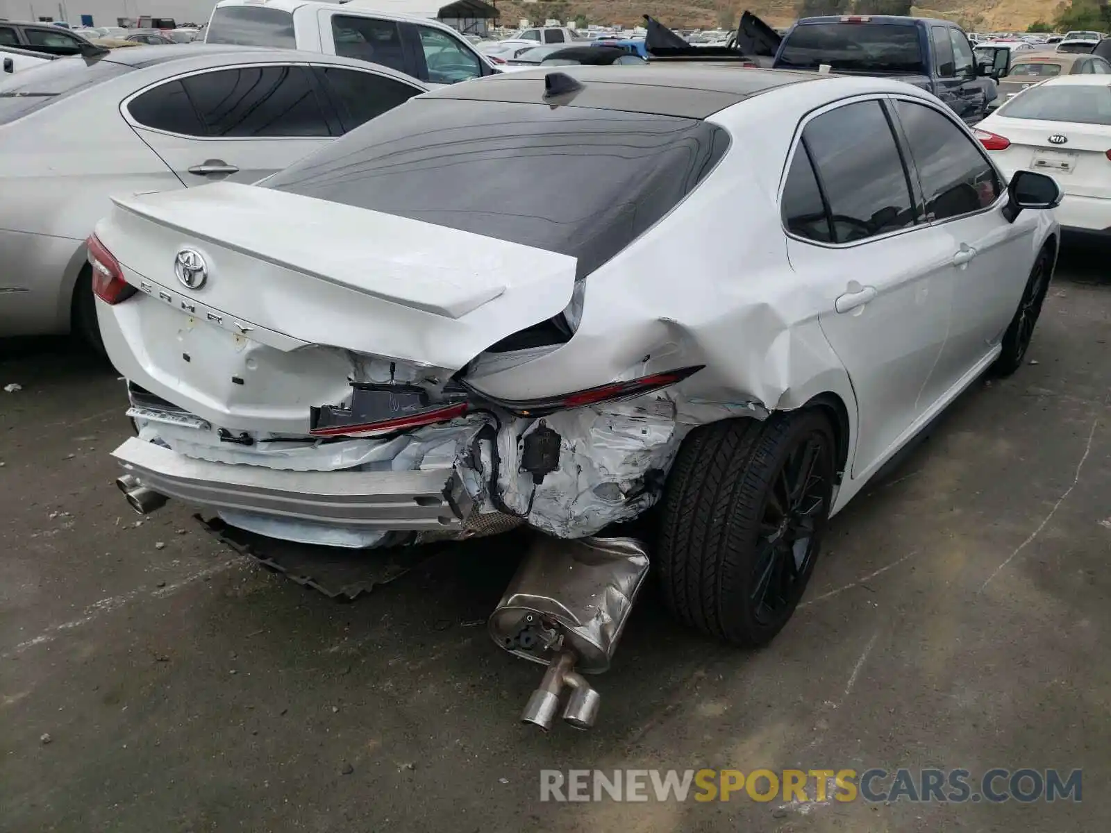 4 Photograph of a damaged car 4T1K61AK0MU544084 TOYOTA CAMRY 2021