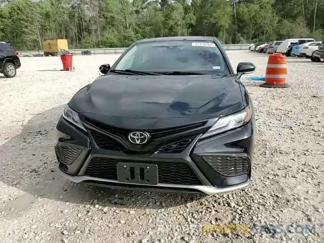 13 Photograph of a damaged car 4T1K61AK0MU586593 TOYOTA CAMRY 2021