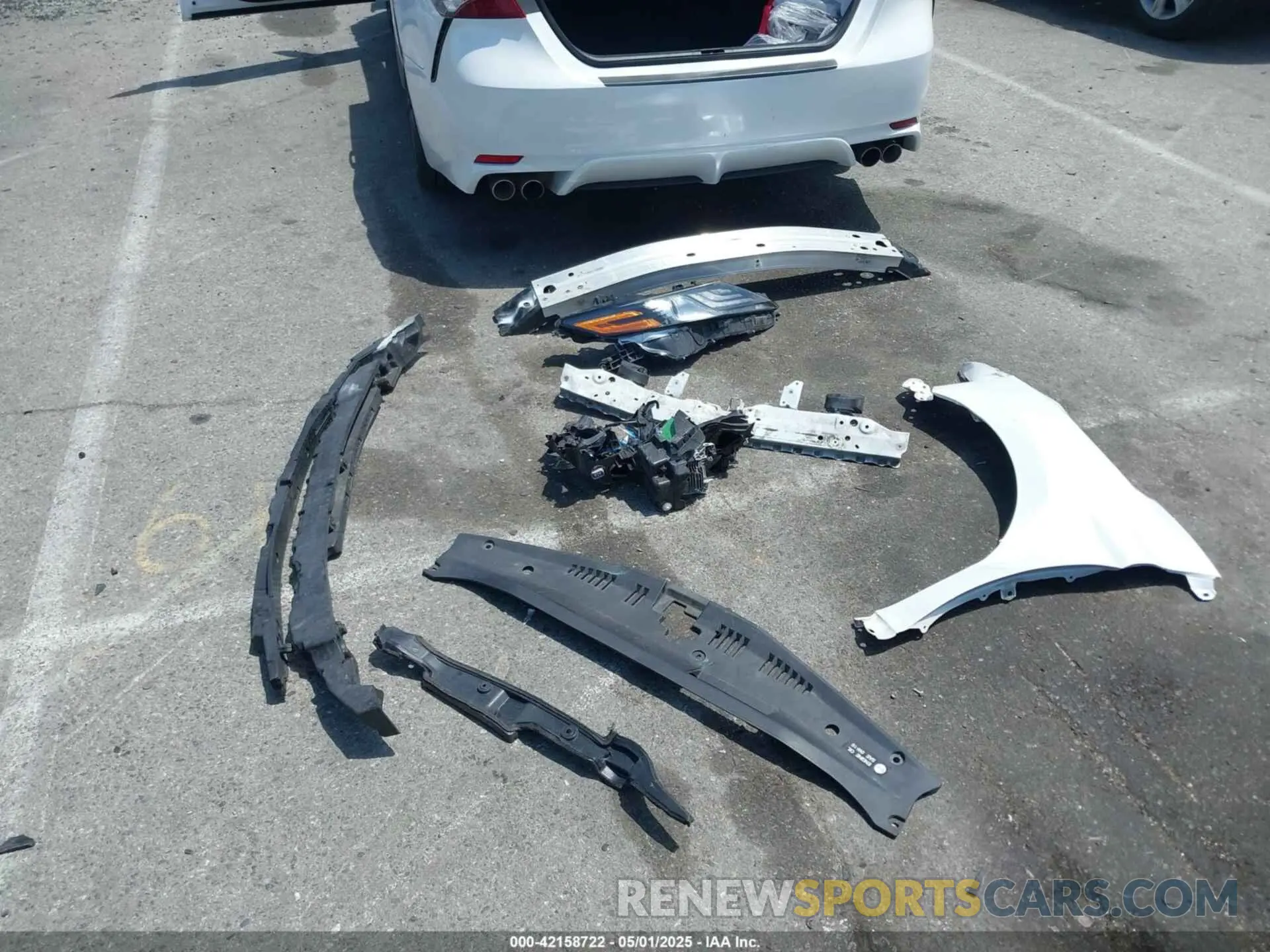 12 Photograph of a damaged car 4T1K61AK0MU588795 TOYOTA CAMRY 2021