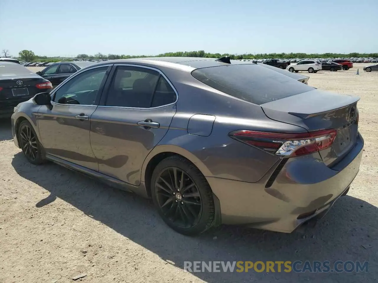 2 Photograph of a damaged car 4T1K61AK0MU610259 TOYOTA CAMRY 2021