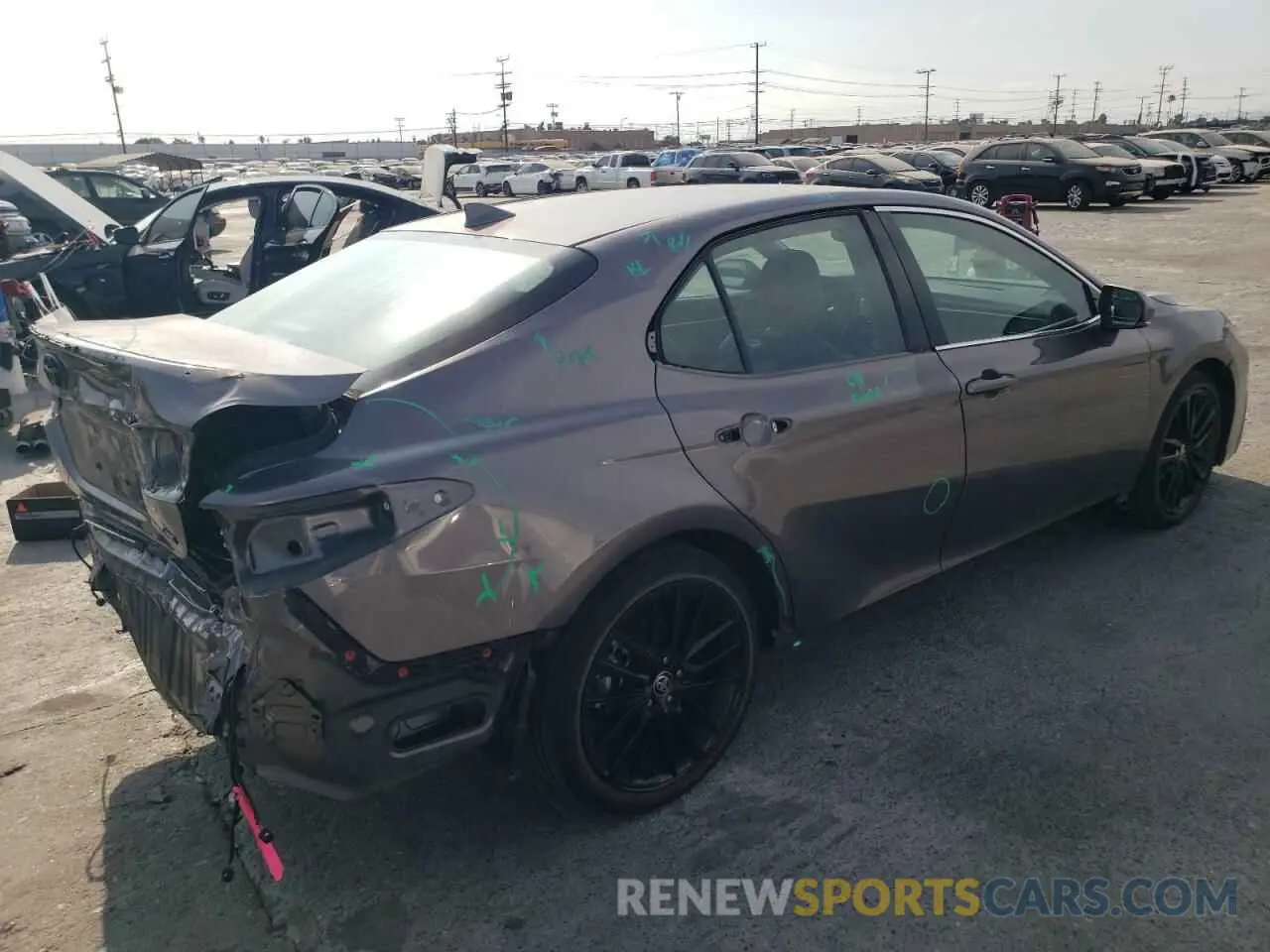 3 Photograph of a damaged car 4T1K61AK0MU611265 TOYOTA CAMRY 2021