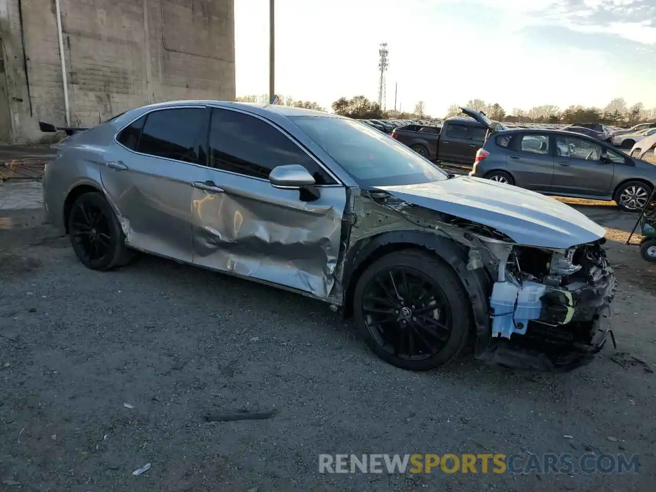 4 Photograph of a damaged car 4T1K61AK0MU611847 TOYOTA CAMRY 2021