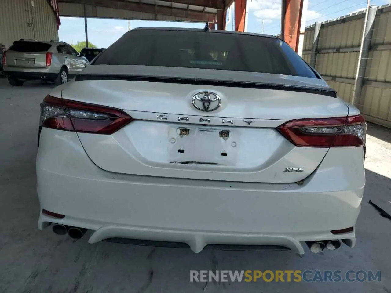 6 Photograph of a damaged car 4T1K61AK1MU403864 TOYOTA CAMRY 2021