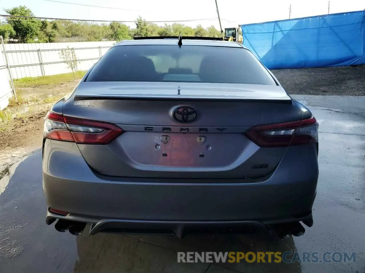 6 Photograph of a damaged car 4T1K61AK1MU417232 TOYOTA CAMRY 2021