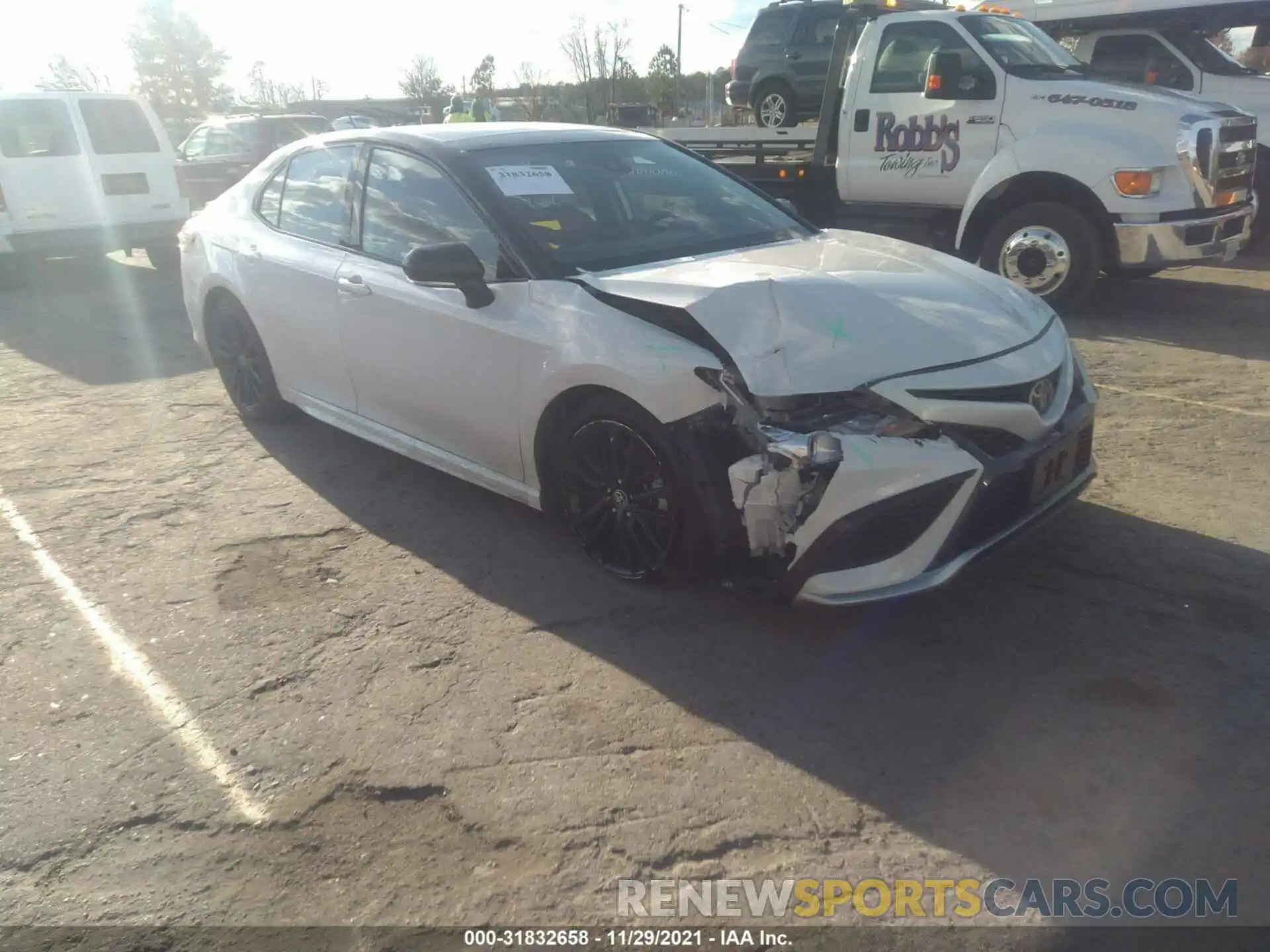 1 Photograph of a damaged car 4T1K61AK1MU423399 TOYOTA CAMRY 2021