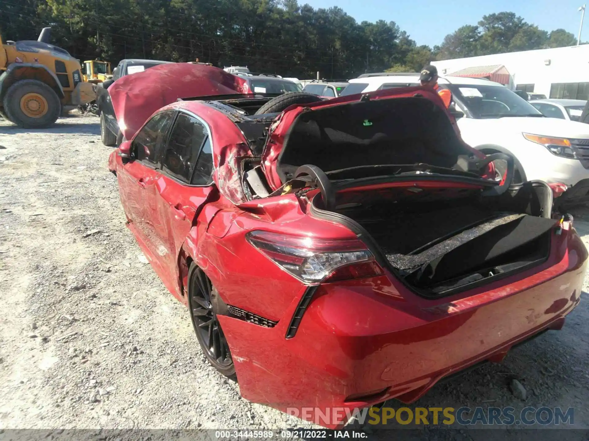 6 Photograph of a damaged car 4T1K61AK1MU428683 TOYOTA CAMRY 2021