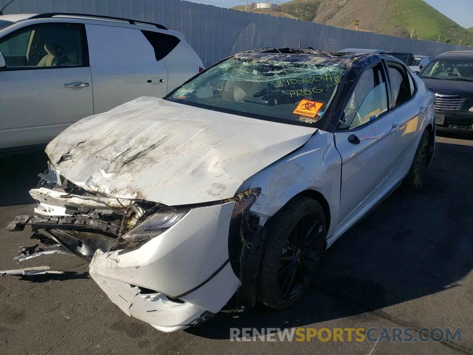 2 Photograph of a damaged car 4T1K61AK1MU441031 TOYOTA CAMRY 2021