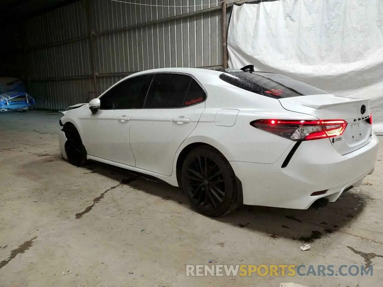 2 Photograph of a damaged car 4T1K61AK1MU532798 TOYOTA CAMRY 2021