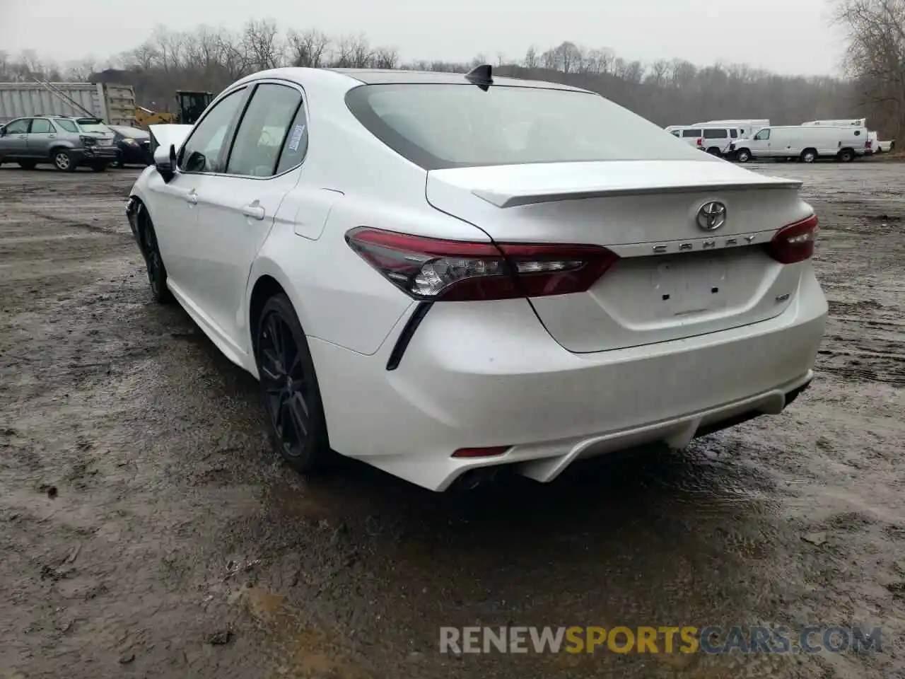 3 Photograph of a damaged car 4T1K61AK1MU543638 TOYOTA CAMRY 2021