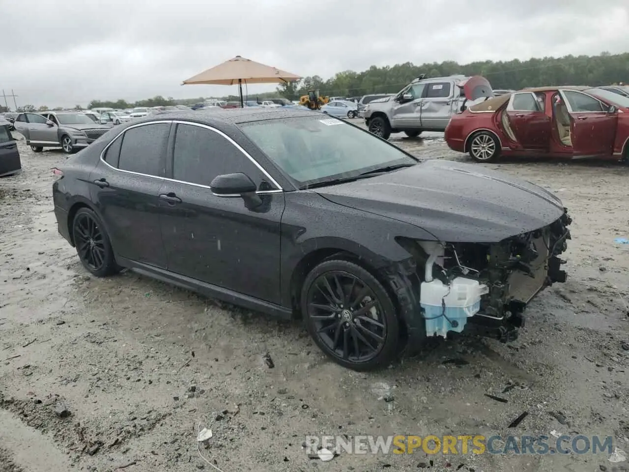 4 Photograph of a damaged car 4T1K61AK2MU412590 TOYOTA CAMRY 2021