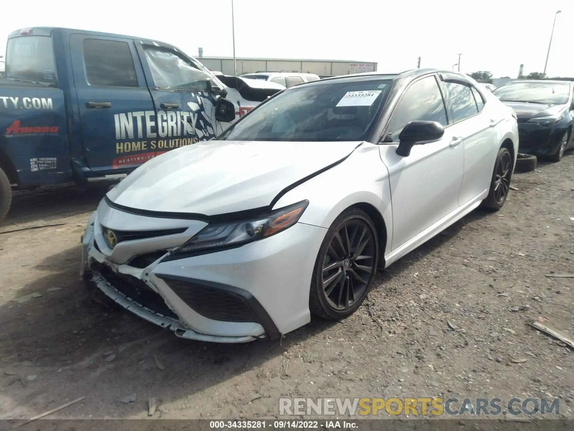 2 Photograph of a damaged car 4T1K61AK2MU422018 TOYOTA CAMRY 2021