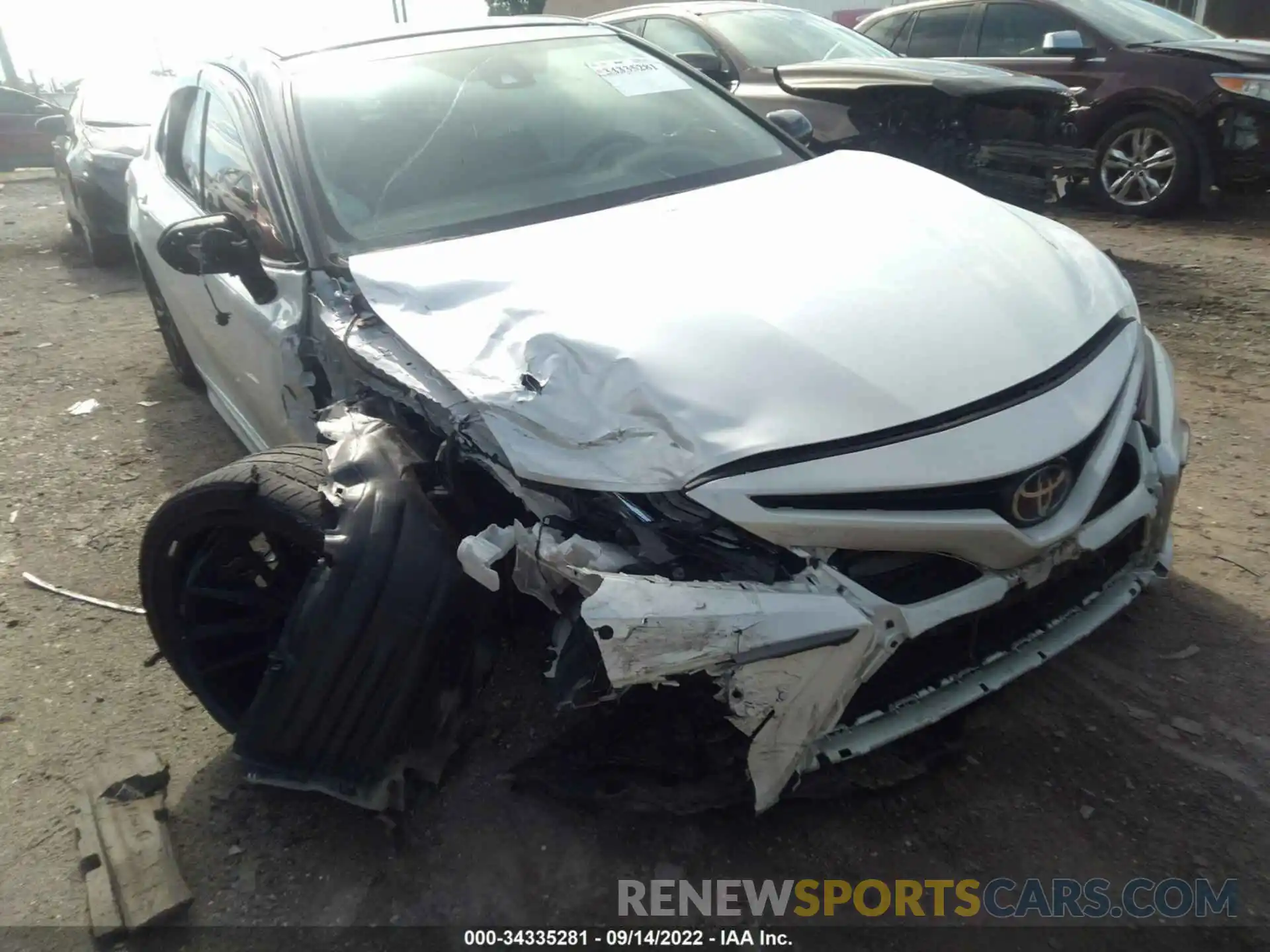 6 Photograph of a damaged car 4T1K61AK2MU422018 TOYOTA CAMRY 2021