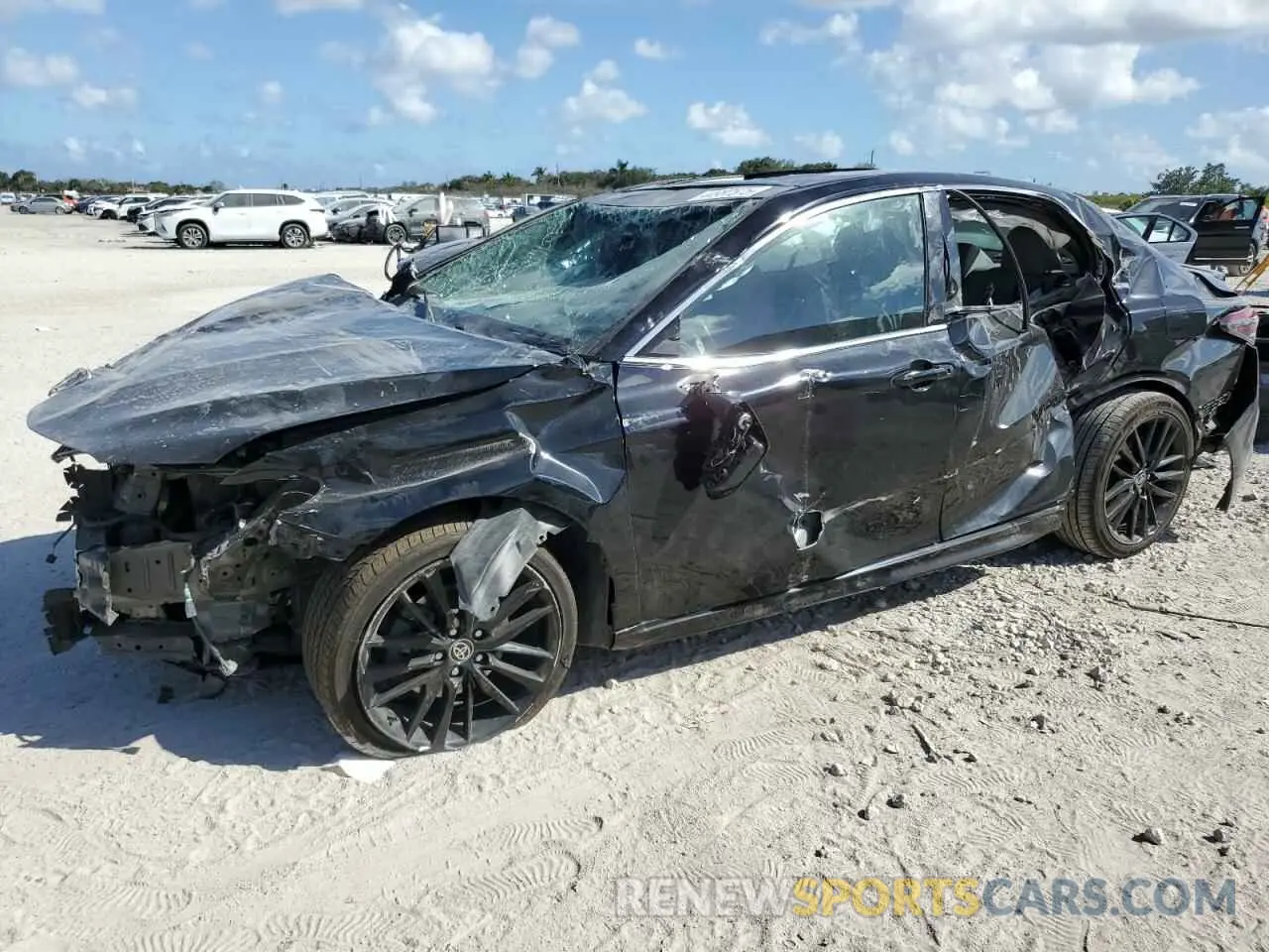 1 Photograph of a damaged car 4T1K61AK2MU443189 TOYOTA CAMRY 2021