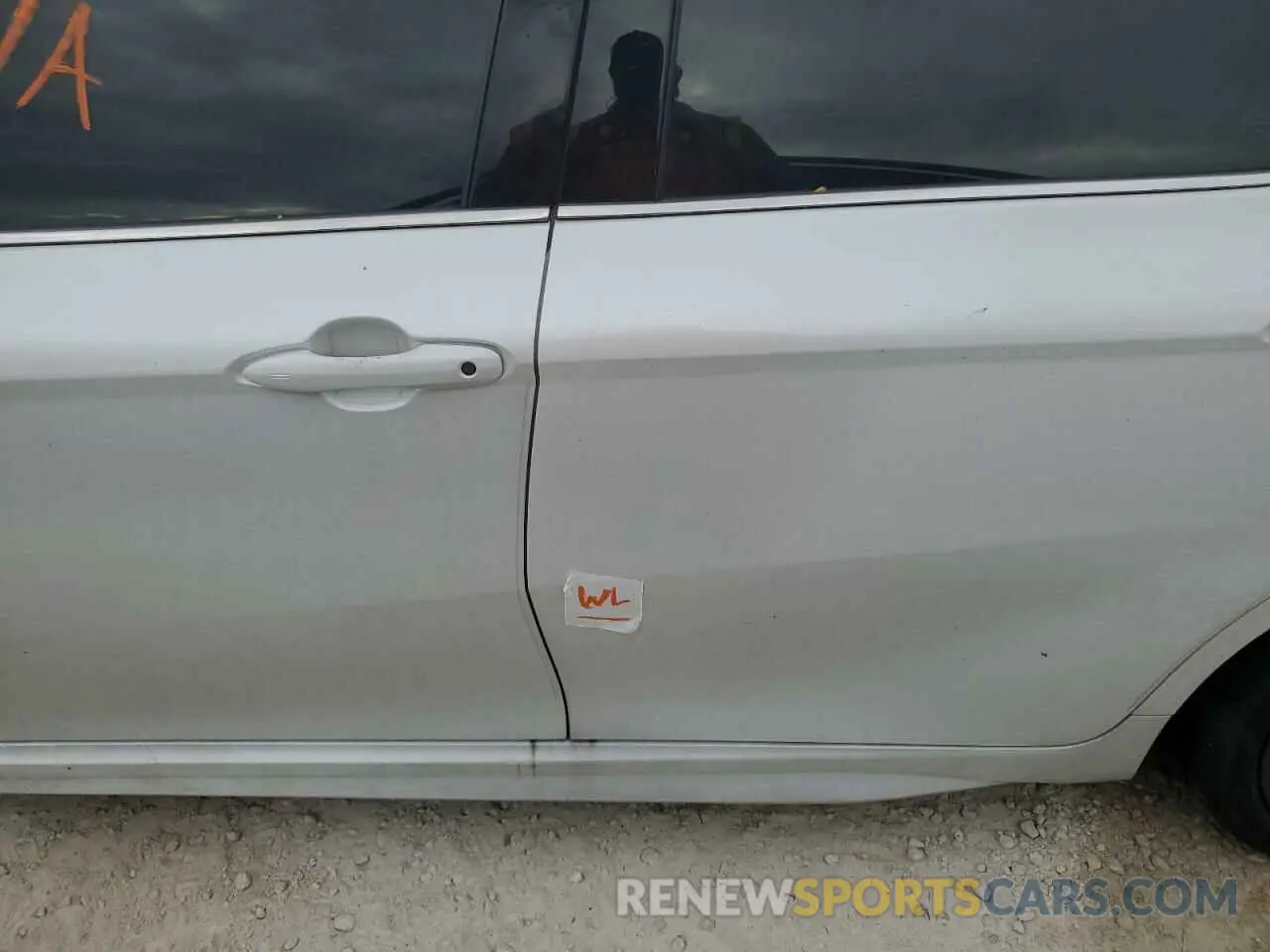 9 Photograph of a damaged car 4T1K61AK2MU513662 TOYOTA CAMRY 2021